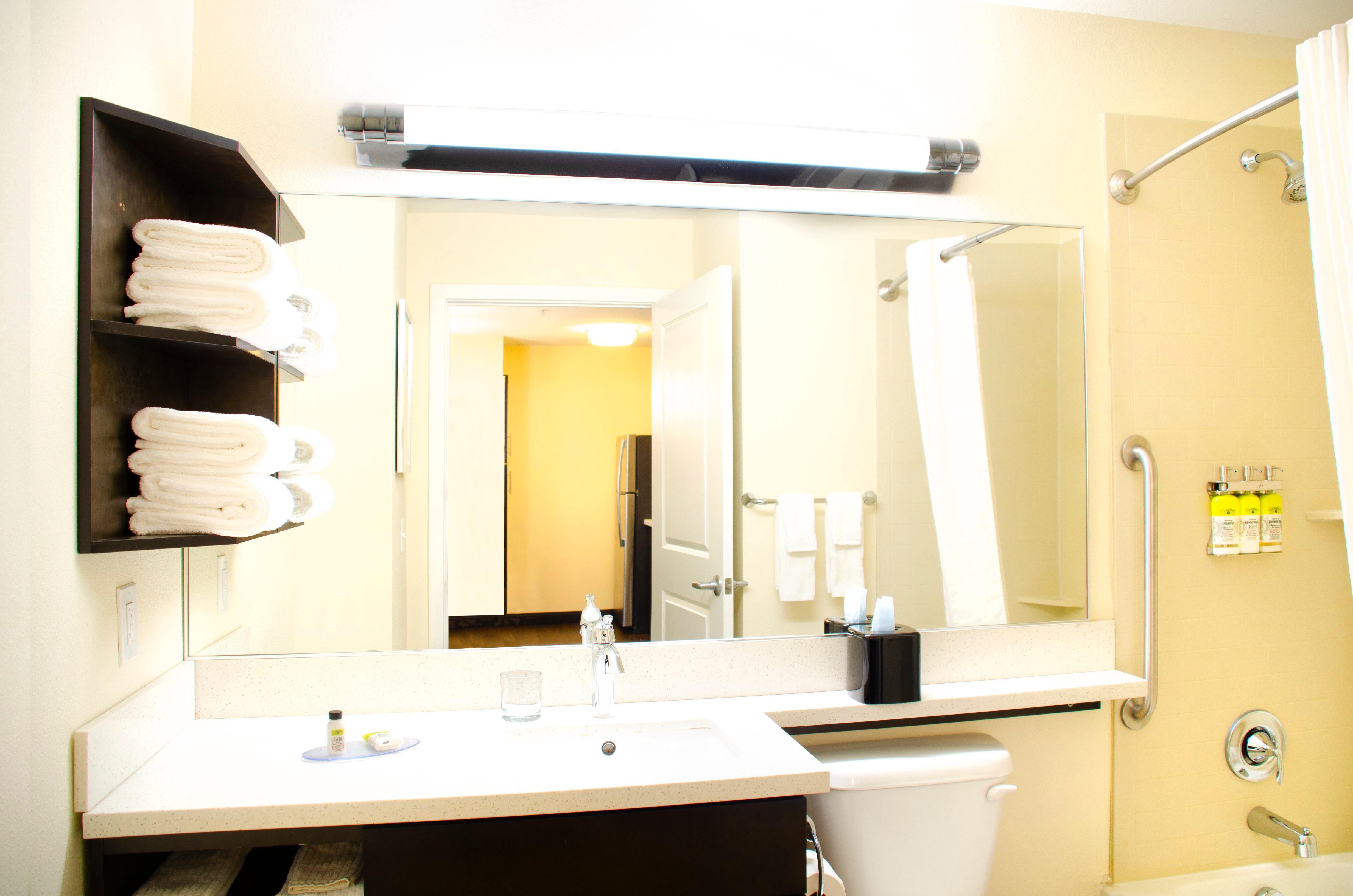 Candlewood Suites York By Ihg Экстерьер фото