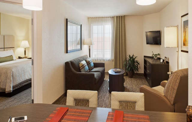 Candlewood Suites York By Ihg Экстерьер фото